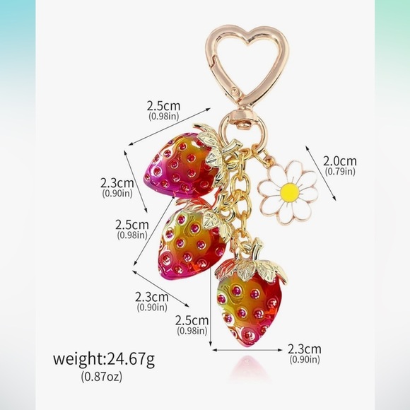 Strawberry and Daisy purse charm with 3 berries and heart clip in gold - Picture 3 of 4